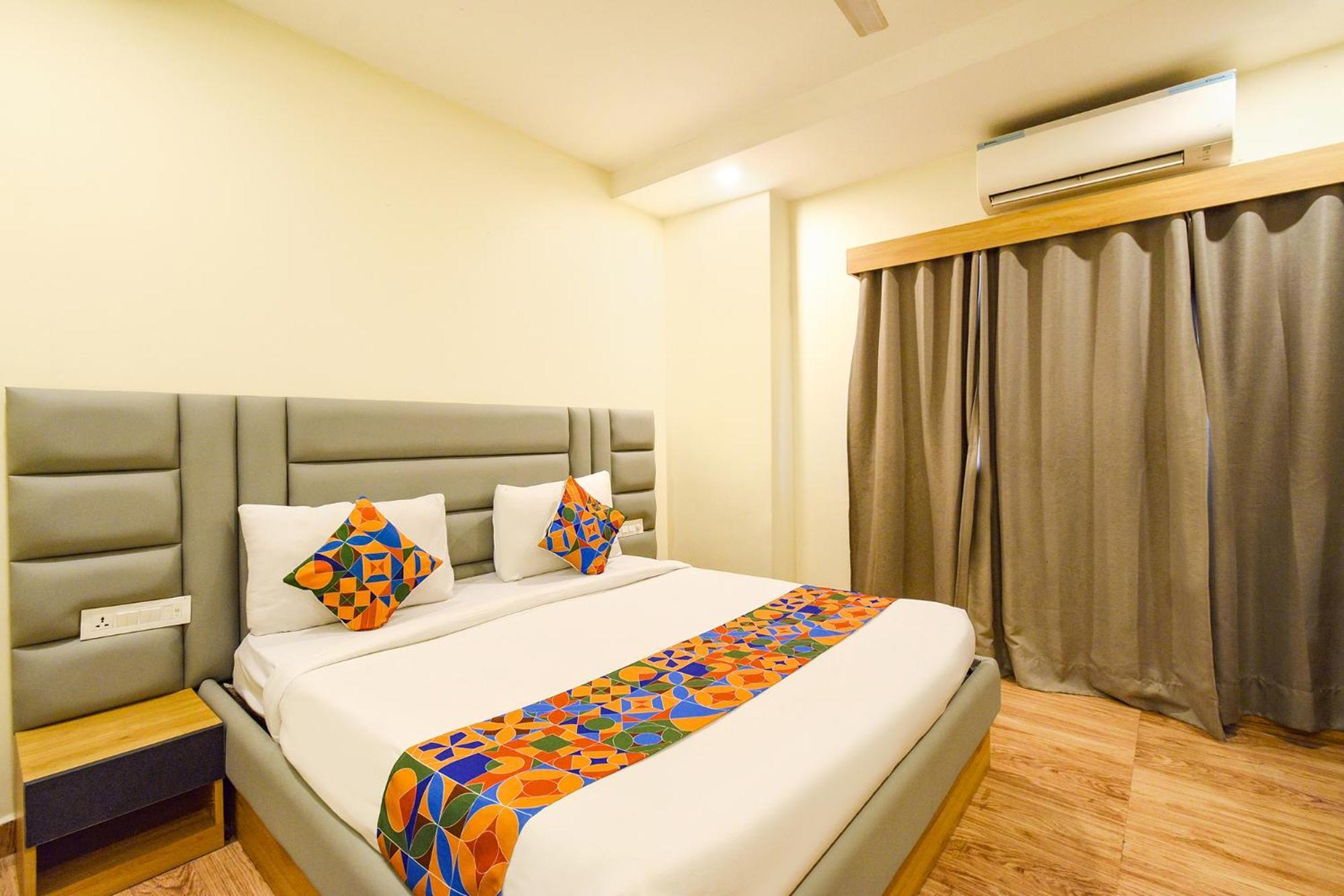 Fabhotel White Ridge - Kondapur Kondapur  Esterno foto