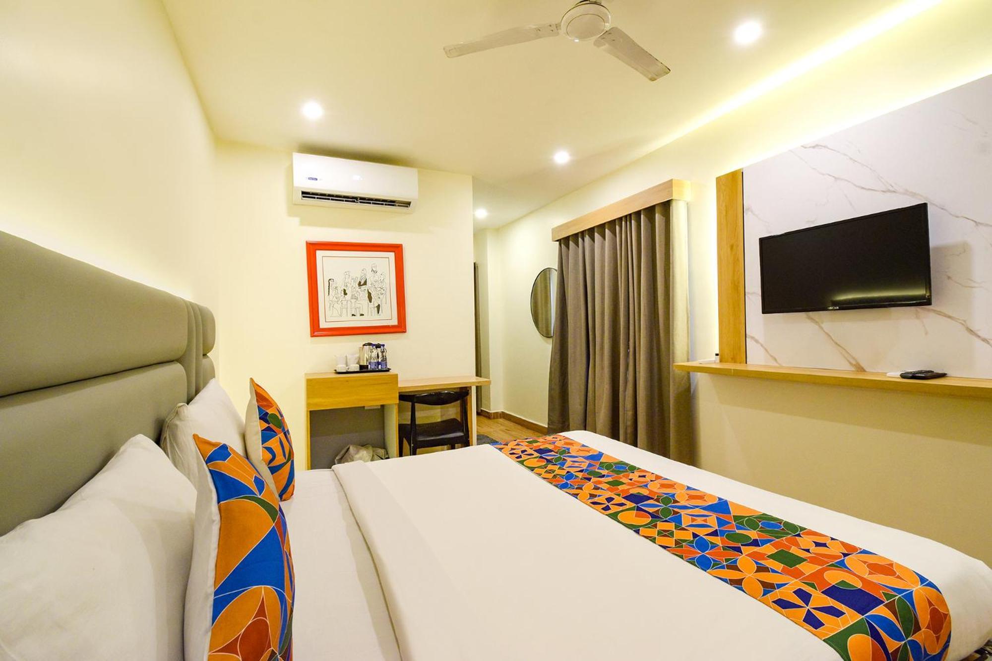 Fabhotel White Ridge - Kondapur Kondapur  Esterno foto